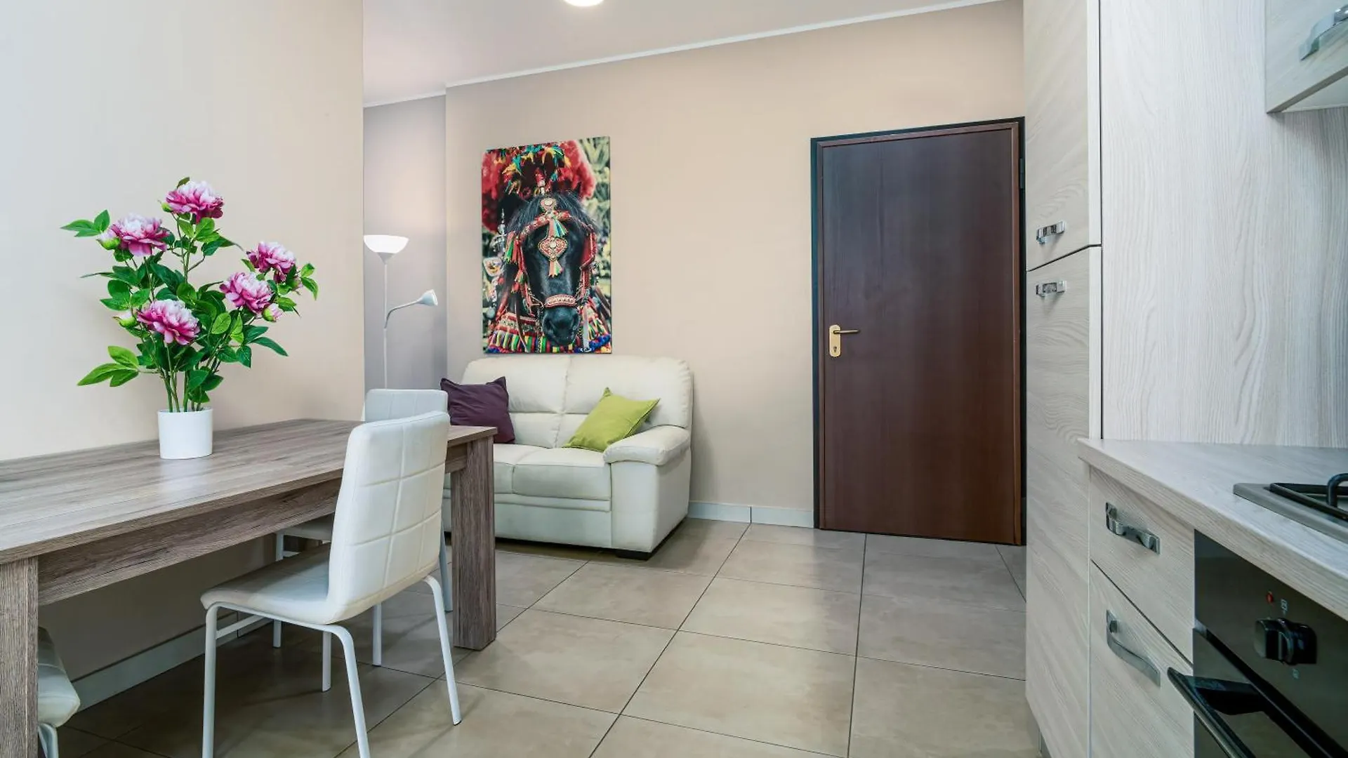 Residence Palazzo Dei Delfini By Receptio Катания 0*,  Италия